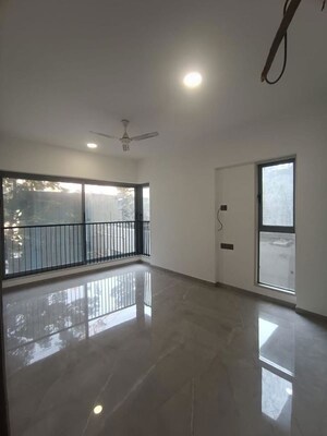 Room in 2 BHK Apartment at Sheth 72 West, Andheri West – for Sale