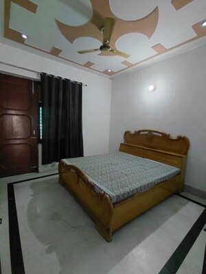 Bedroom in 3.5 BHK Builder Floor at Hong Kong Bazaar, Sector 57 – for Rent