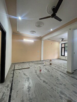 Room in 3 BHK Builder Floor at Whiteland Blissville, Sector 76 – for Sale