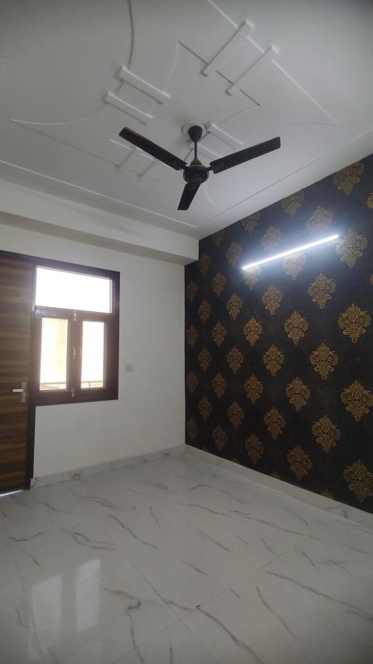 Bedroom, sector 73 2 Bedroom 980 Sq.Ft. Builder Floor In Sector 73 Noida 10694755