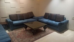 Bedroom in 4 BHK Builder Floor at Safdarjung Enclave – for Rent