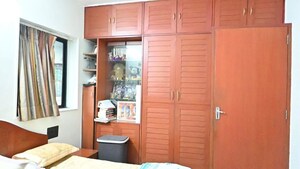 Bedroom in 3 BHK Apartment at Chembur – for Rent