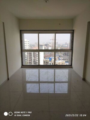 Room in 3 BHK Apartment at Godrej Central, Chembur – for Sale