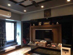 Bedroom in 3 BHK Apartment at Dev Shakti, Santacruz West – for Rent