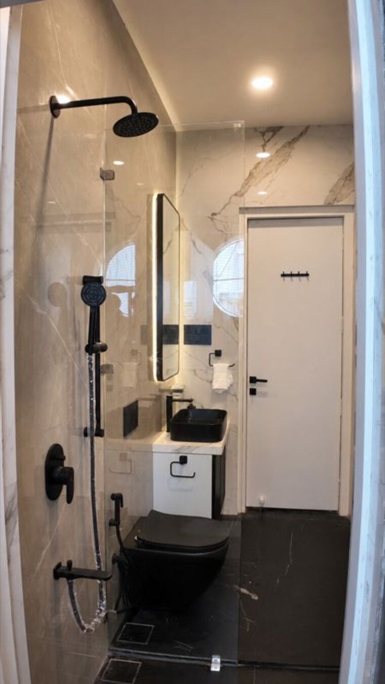 Bathroom, nav-bahar 3 Bedroom 2500 Sq.Ft. Apartment In Khar West Mumbai 10694878