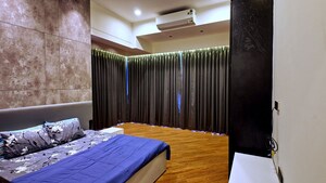 Master Bedroom in 3 BHK Apartment at Nav Bahar, Khar West – for Rent