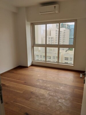 Room in 1 BHK Apartment at Godrej The Trees, Vikhroli East – for Rent