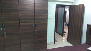 Room in 3 BHK Apartment at Nav Bahar, Khar West – for Rent