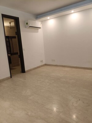 4 BHK Builder Floor For Sale in Maharani Bagh