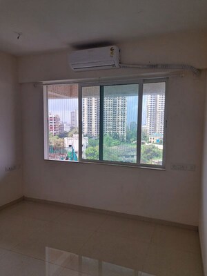 Bedroom in 2 BHK Apartment at Chembur – for Rent