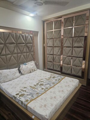 Bedroom in 3 BHK Apartment at RNA NG Eclat, Andheri West – for Rent