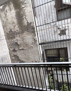 Balcony in 2 BHK Builder Floor at Ramesh Nagar – for Rent
