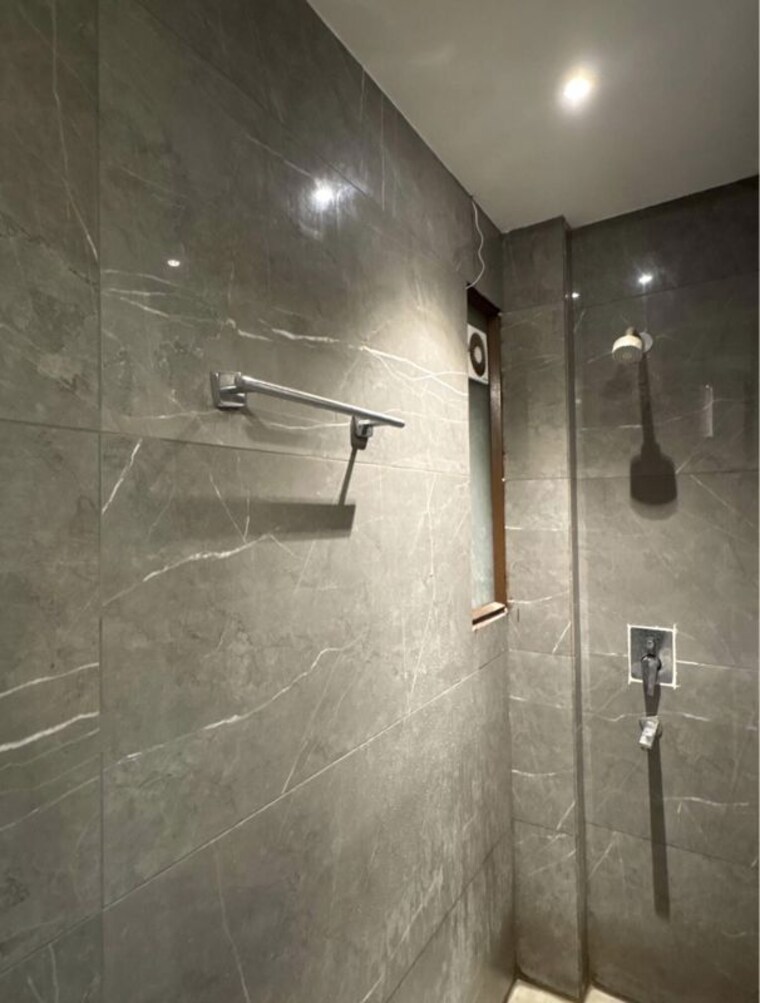 undefined, ramesh nagar 2 Bedroom 80 Sq.Yd. Builder Floor In Ramesh Nagar Delhi 10694972