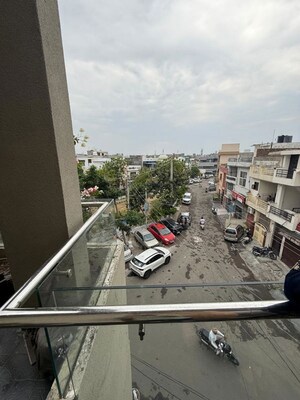  Office Space For Rent in Model Town