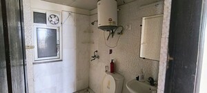 Bathroom in 3.5 BHK Villa at Gardenia Glory, Sector 46 – for Rent