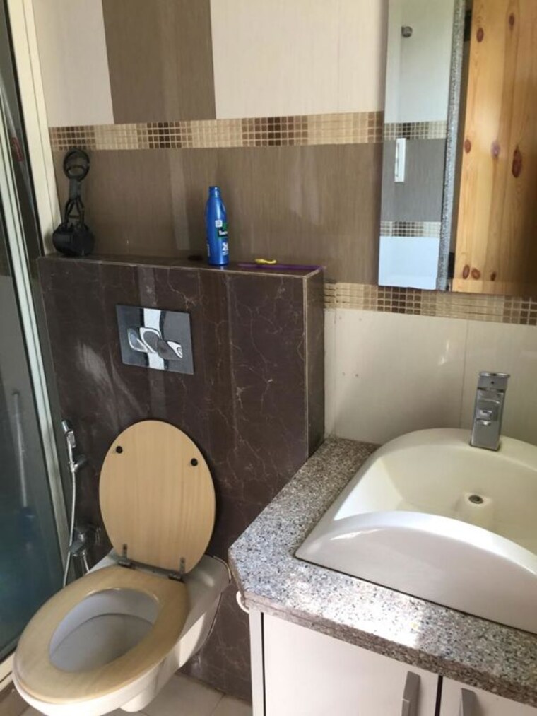 Bathroom, nibbana-apartments 5 Bedroom 5500 Sq.Ft. Apartment In Bandra West Mumbai 10694992