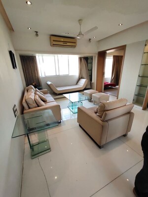 Team Area in 5 BHK Apartment at Nibbana Apartments, Bandra West – for Sale