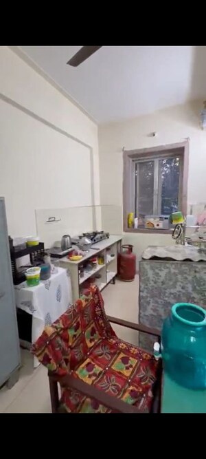 Furnished Amenities in 1 BHK Apartment at Usha Sadan Apartment, Colaba – for Rent