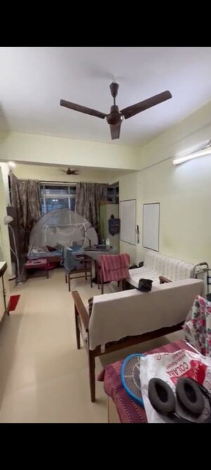 Team Area in 1 BHK Apartment at Usha Sadan Apartment, Colaba – for Rent