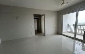 Room in 2 BHK Apartment at Eldeco Live By The Greens, Sector 150 – for Sale