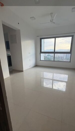 2 BHK Apartment For Rent in Kalpataru Immensa, Kolshet Road