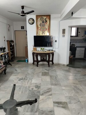 Parking in 3 BHK Apartment at Satellite – for Sale