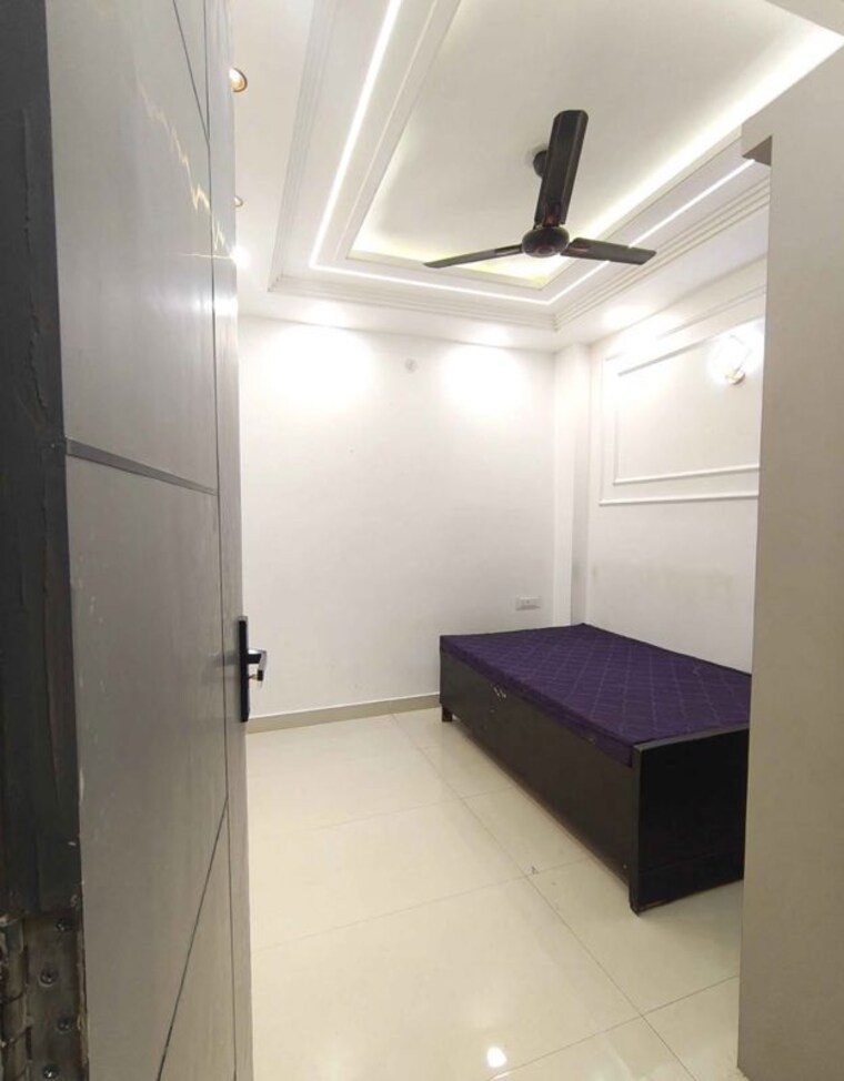 Bathroom, tagore garden 3 Bedroom 130 Sq.Yd. Builder Floor In Tagore Garden Delhi 10695027