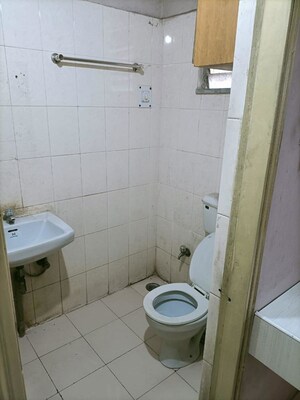 Bathroom in 1 BHK Apartment at Spaghetti Complex, Kharghar – for Sale