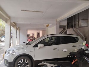 Parking in 1 BHK Apartment at Spaghetti Complex, Kharghar – for Sale