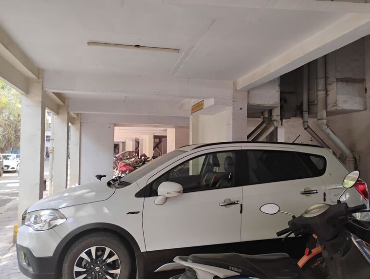  Parking, spaghetti-complex 1 Bedroom 450 Sq.Ft. Apartment In Kharghar Navi Mumbai 10695032
