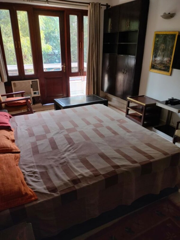 Bedroom, jor bagh 3 Bedroom 3375 Sq.Ft. Builder Floor In Jor Bagh Delhi 10695045