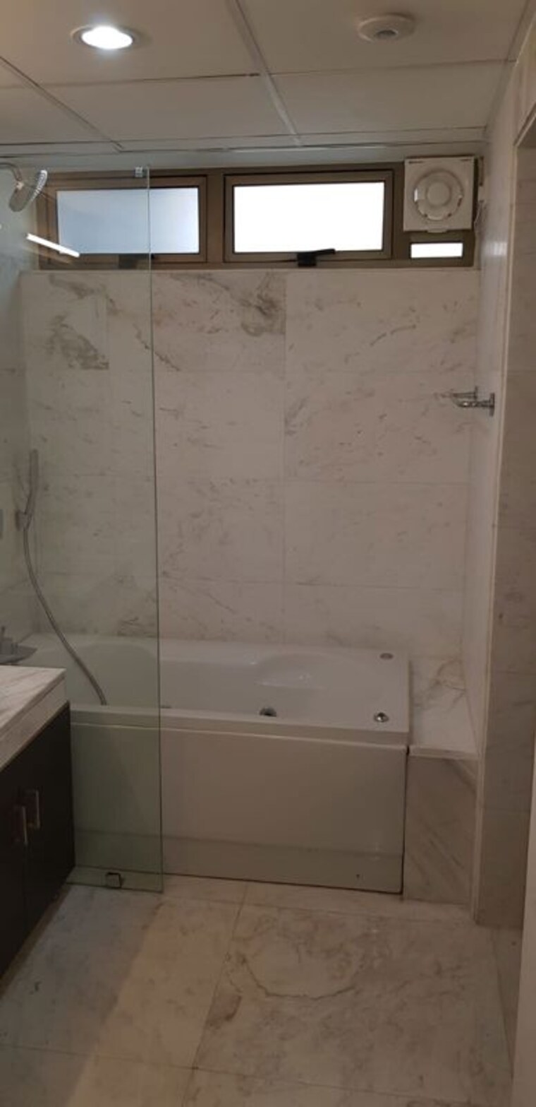 Bathroom, emaar-digi-homes 2 Bedroom 1508 Sq.Ft. Apartment In Sector 62 Gurgaon 10695065