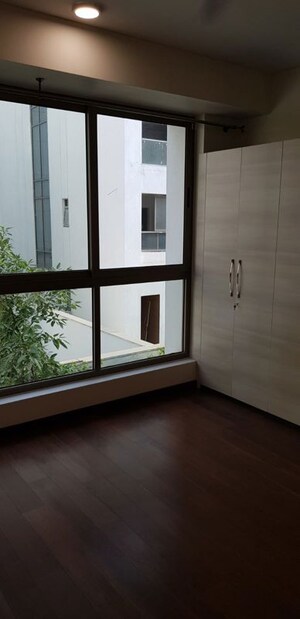 Room in 2 BHK Apartment at Emaar Digi Homes, Sector 62 – for Rent