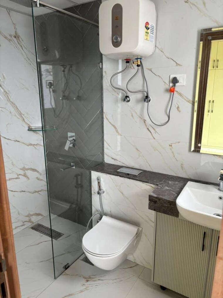 Bathroom, m3m-sky-city 2.5 Bedroom 1516 Sq.Ft. Apartment In Sector 65 Gurgaon 10695073