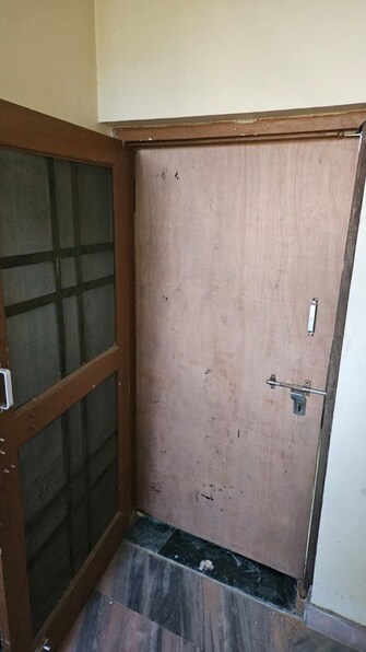 1 BHK +  400 Sq.Ft. Independent House in Aliganj Plaza