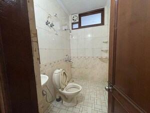 Bathroom in 3 BHK Villa at Sector 22 – for Rent