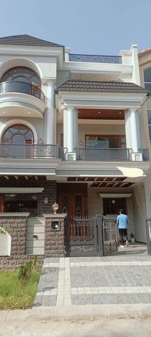 6+ BHK Villa For Sale in Omaxe New Chandigarh, North Mullanpur