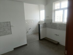 Room in 3.5 BHK Apartment at Prestige Fairfield, Rmv 2nd Stage – for Sale