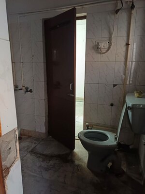 Bathroom in 2 BHK Independent House at RWA Apartments Sector 41, Sector 41 – for Rent