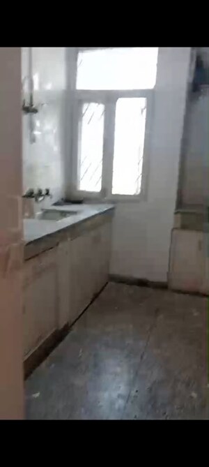 Bathroom in 3 BHK Apartment at RWA Apartments Sector 29, Sector 29 – for Rent