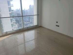 Room in 3 BHK Apartment at Marathon Monte South, Byculla West – for Rent