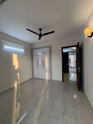 2.5 BHK Apartment For Rent in Smart World Gems, Sector 89