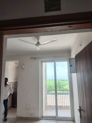 2 BHK Apartment – Entrance View at Amrapali Leisure Park, Amrapali Leisure Valley - for Rent