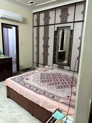 Bedroom in 3 BHK Villa at Sector 23 – for Rent