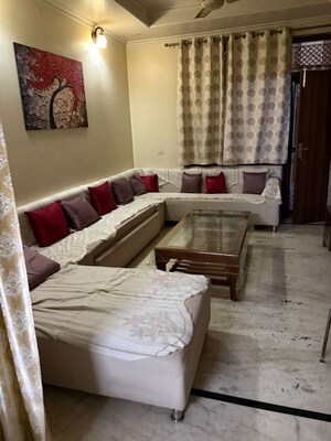 Living Room in 3 BHK Villa at Sector 23 – for Rent