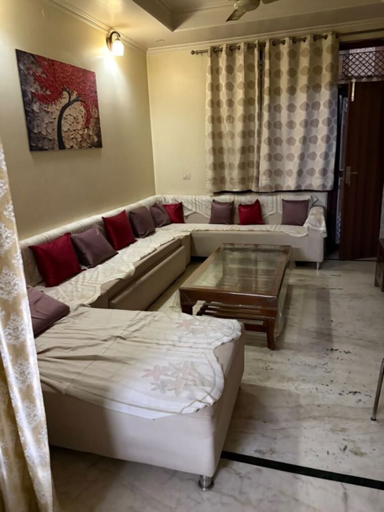Living Room, sector 23 3 Bedroom 2000 Sq.Ft. Villa In Sector 23 Gurgaon 10695162