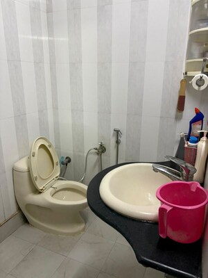 Bathroom in 3 BHK Villa at Sector 23 – for Rent