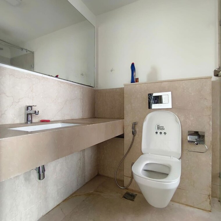 Bathroom, piramal-aranya 3 Bedroom 1098 Sq.Ft. Apartment In Byculla Mumbai 10695165