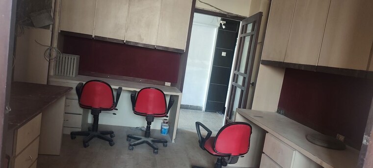 Team Area, navjivan-commercial-premises Commercial Office Space 240 Sq.Ft. In Lamington Road Mumbai 10695153