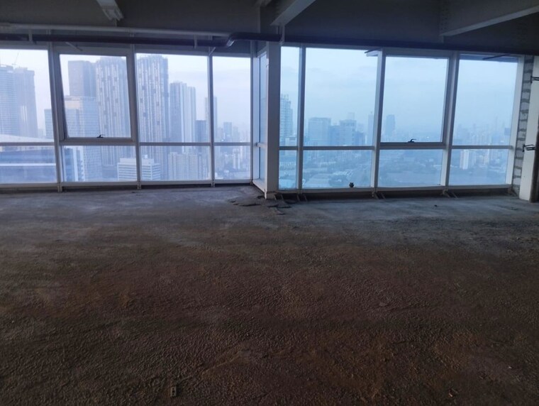 Room, marathon-futurex Commercial Office Space 3200 Sq.Ft. In Lower Parel Mumbai 10695183